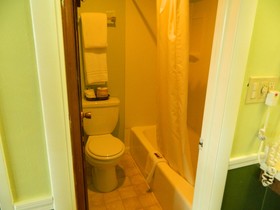 Country Motor Inn