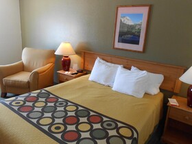 Super 8 by Wyndham Livingston Yellowstone