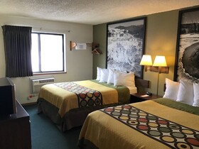 Super 8 by Wyndham Livingston Yellowstone