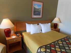 Super 8 by Wyndham Livingston Yellowstone