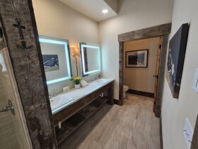 Eaglescape Suites and Event Center