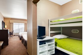 Holiday Inn Express Hotel & Suites Missoula Northwest