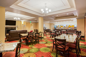 Holiday Inn Express Hotel & Suites Missoula Northwest
