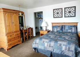 Americas Best Value Port Polson Inn