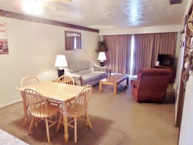 Americas Best Value Port Polson Inn