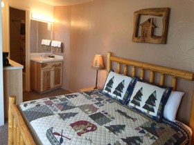 Americas Best Value Port Polson Inn
