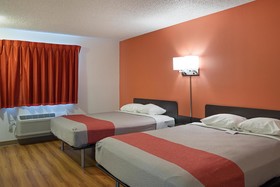 OYO Hotel Shelby MT Hwy 2 & I-15