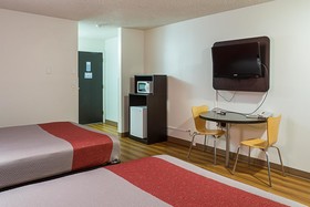 OYO Hotel Shelby MT Hwy 2 & I-15