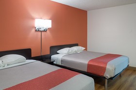 OYO Hotel Shelby MT Hwy 2 & I-15