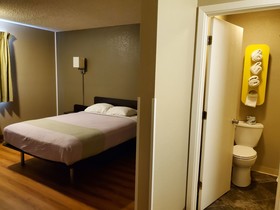 OYO Hotel Shelby MT Hwy 2 & I-15