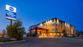 Best Western Golden Prairie Inn & Suites