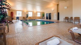 Best Western Golden Prairie Inn & Suites