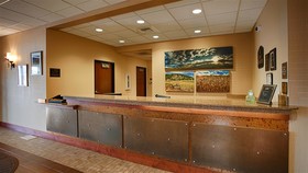 Best Western Golden Prairie Inn & Suites