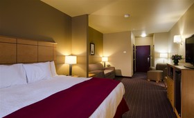 Best Western Golden Prairie Inn & Suites