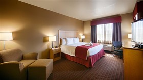 Best Western Golden Prairie Inn & Suites