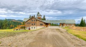 The Lodge At Trout Creek