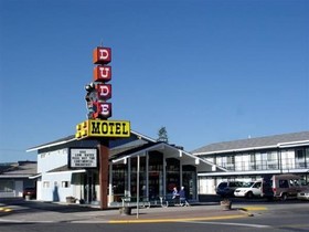 Dude/Roundup Motel
