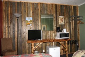 Moose Creek Inn