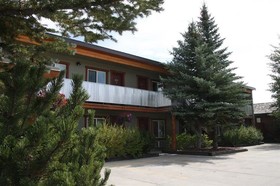 Moose Creek Inn