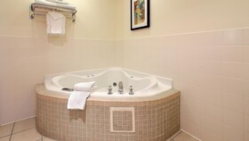 Best Western Rocky Mountain Lodge