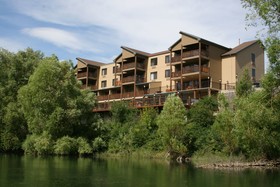 The Pine Lodge on Whitefish River