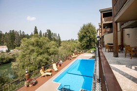 The Pine Lodge on Whitefish River