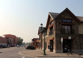 The Pine Lodge on Whitefish River