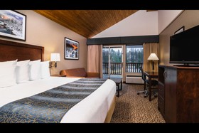 The Pine Lodge on Whitefish River