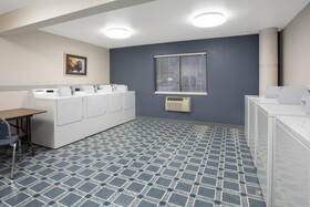 Travelodge by Wyndham Gardiner Yellowstone Park North