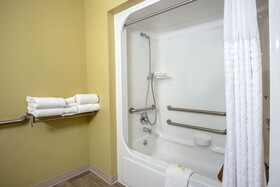 Travelodge by Wyndham Gardiner Yellowstone Park North