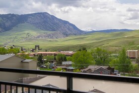 Travelodge by Wyndham Gardiner Yellowstone Park North
