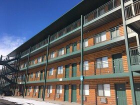 Travelodge by Wyndham Gardiner Yellowstone Park North