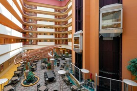 Embassy Suites Omaha La Vista Conference Center