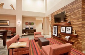Hampton Inn & Suites Omaha Southwest-La Vista