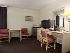 Econo Lodge Scottsbluff