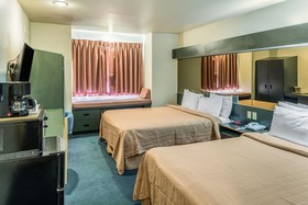 Quality Inn & Suites Near NAS Fallon