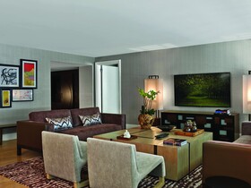 Caesars Palace by Suiteness