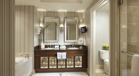 Caesars Palace by Suiteness