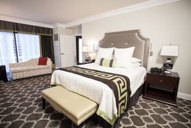 Caesars Palace by Suiteness