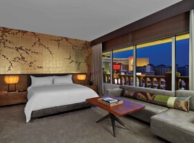 Caesars Palace by Suiteness