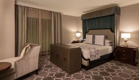Caesars Palace by Suiteness