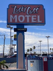Lucky Cuss Motel