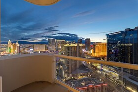 Lucky Gem Penthouse Suites at Signature