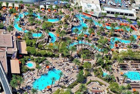 Lucky Gem Penthouse Suites at Signature