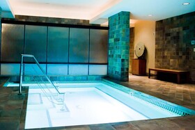 Lucky Gem Penthouse Suites at Signature