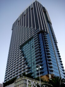 Palms Place by Strip View Suites