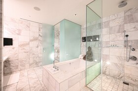 Palms Place by Strip View Suites