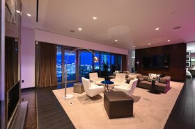 Palms Place by Strip View Suites