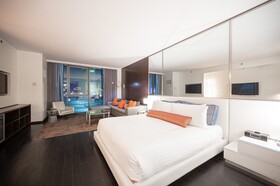 Palms Place by Strip View Suites