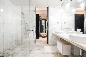 Palms Place by Strip View Suites